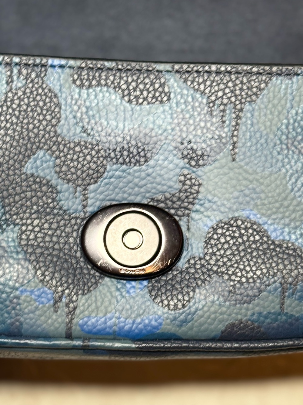 Coach Soft Tabby 18 Camo - Picture 4 of 11
